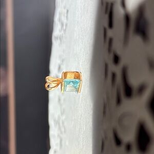 Elegant Gold and Blue Pendant